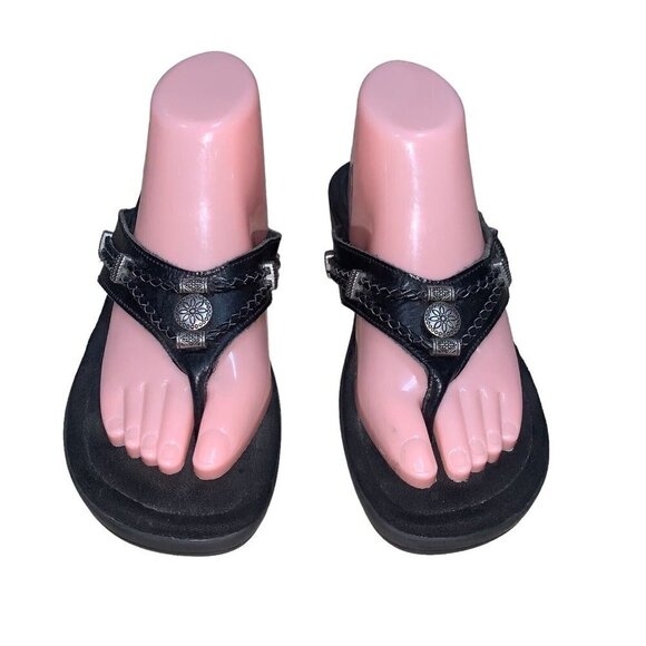 Minnetonka Women's Silverthorne Thong Sandals Size 9 Black Leather Southwestern - Picture 2 of 7